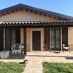 A Casa Di Deby House Сasa de vacaciones Limigiano